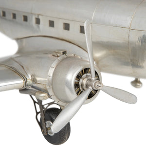 Authentic Models Dakota DC-3 - AP455