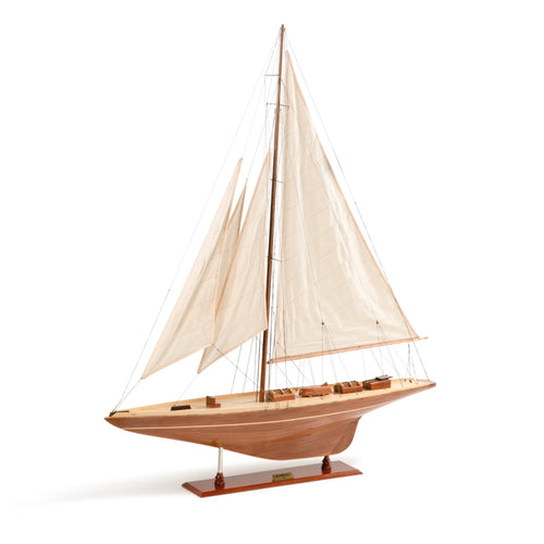 Authentic Models Shamrock Yacht Wood - AS157