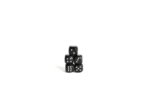 Authentic Models Dice Box With 5 Dices, Silver - GR031