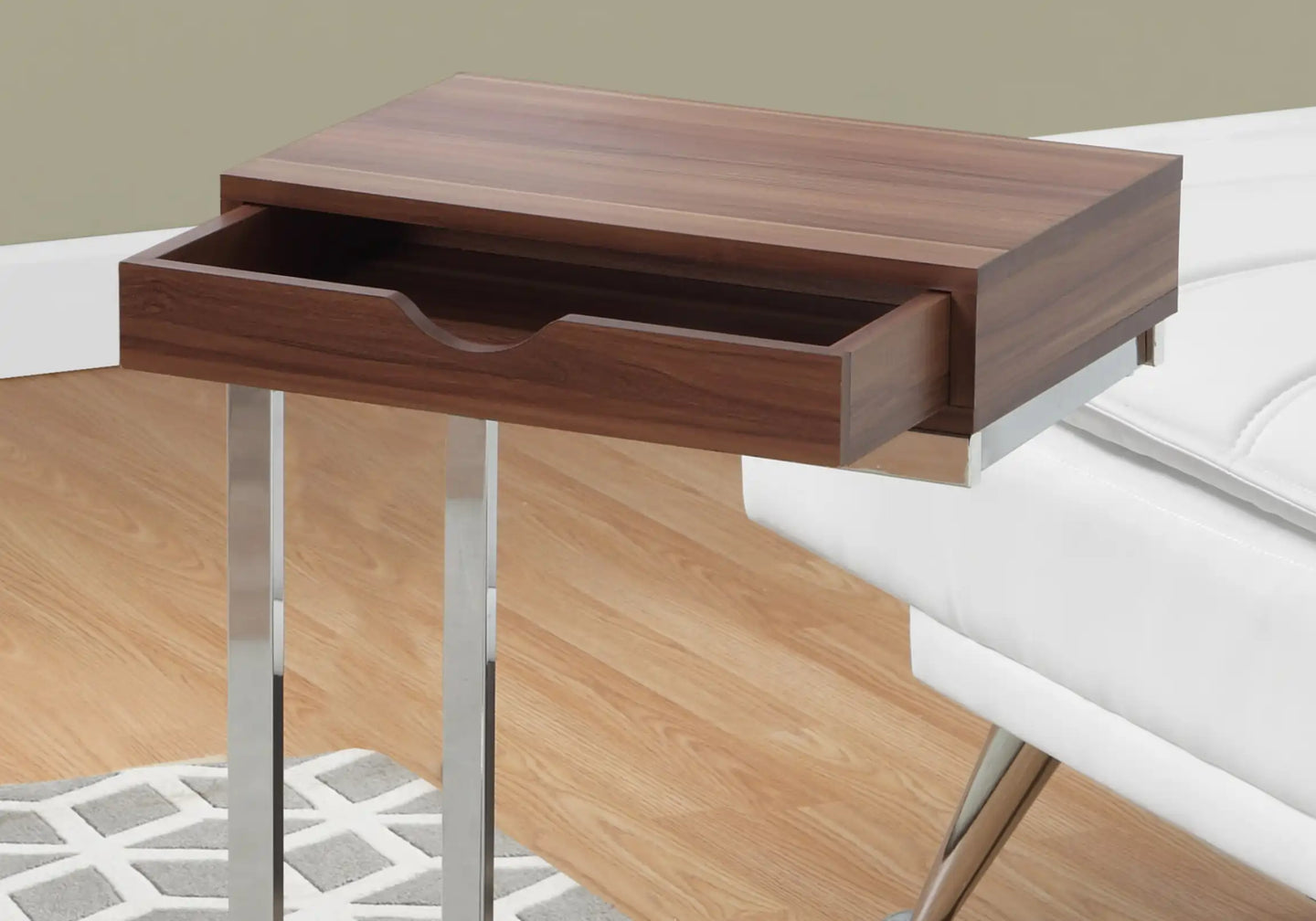 Walnut Accent Table / C Table - I 3070