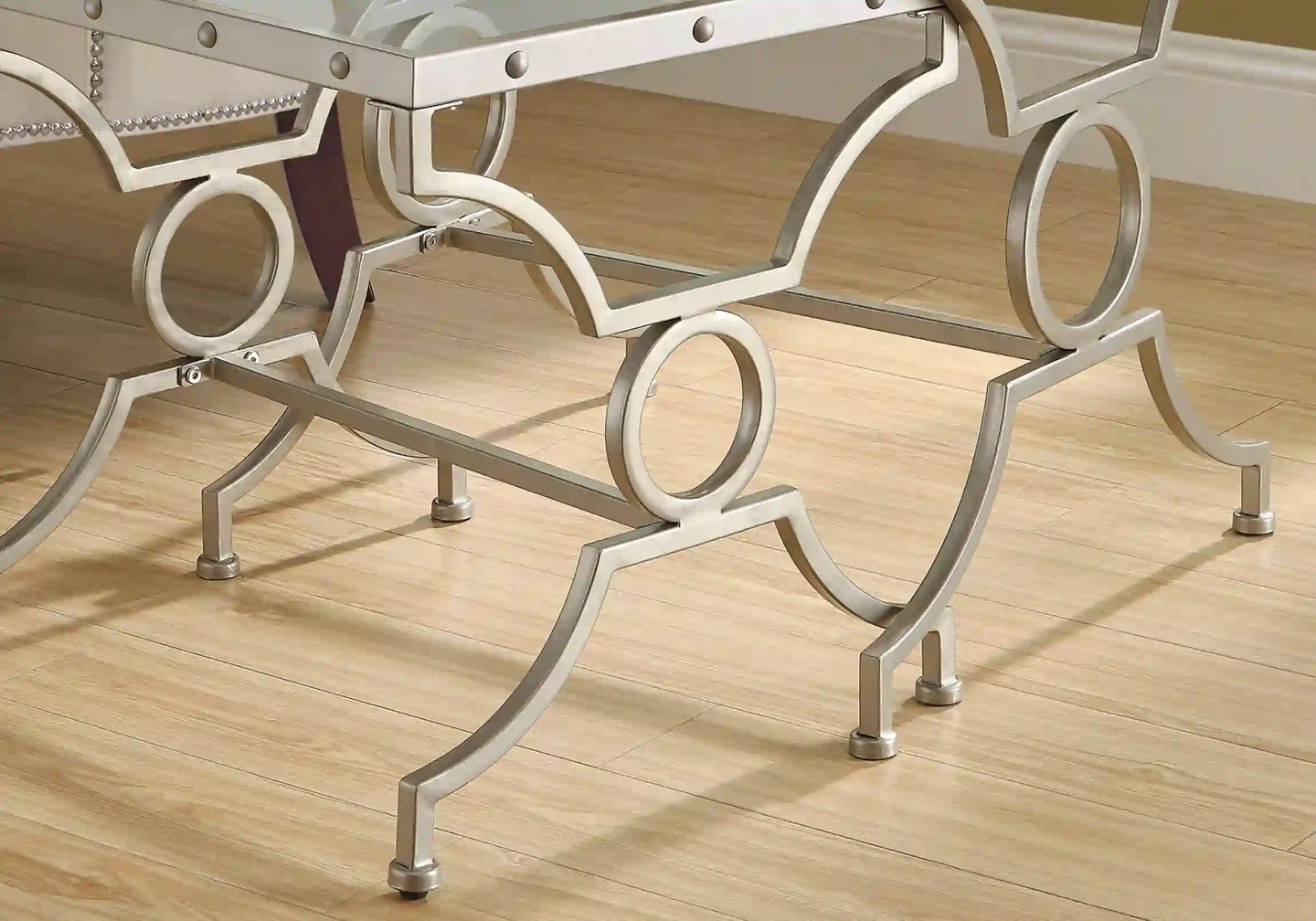 Silver /clear Nesting Table - I 3321
