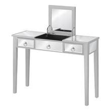 Load image into Gallery viewer, Silver Vanities - I 3738